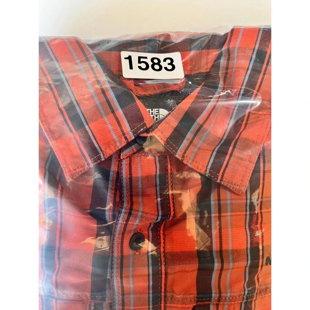 The North Face Mens XL Red Black Plaid Long Sleeve Hiking Button Up Shirt 1583‎